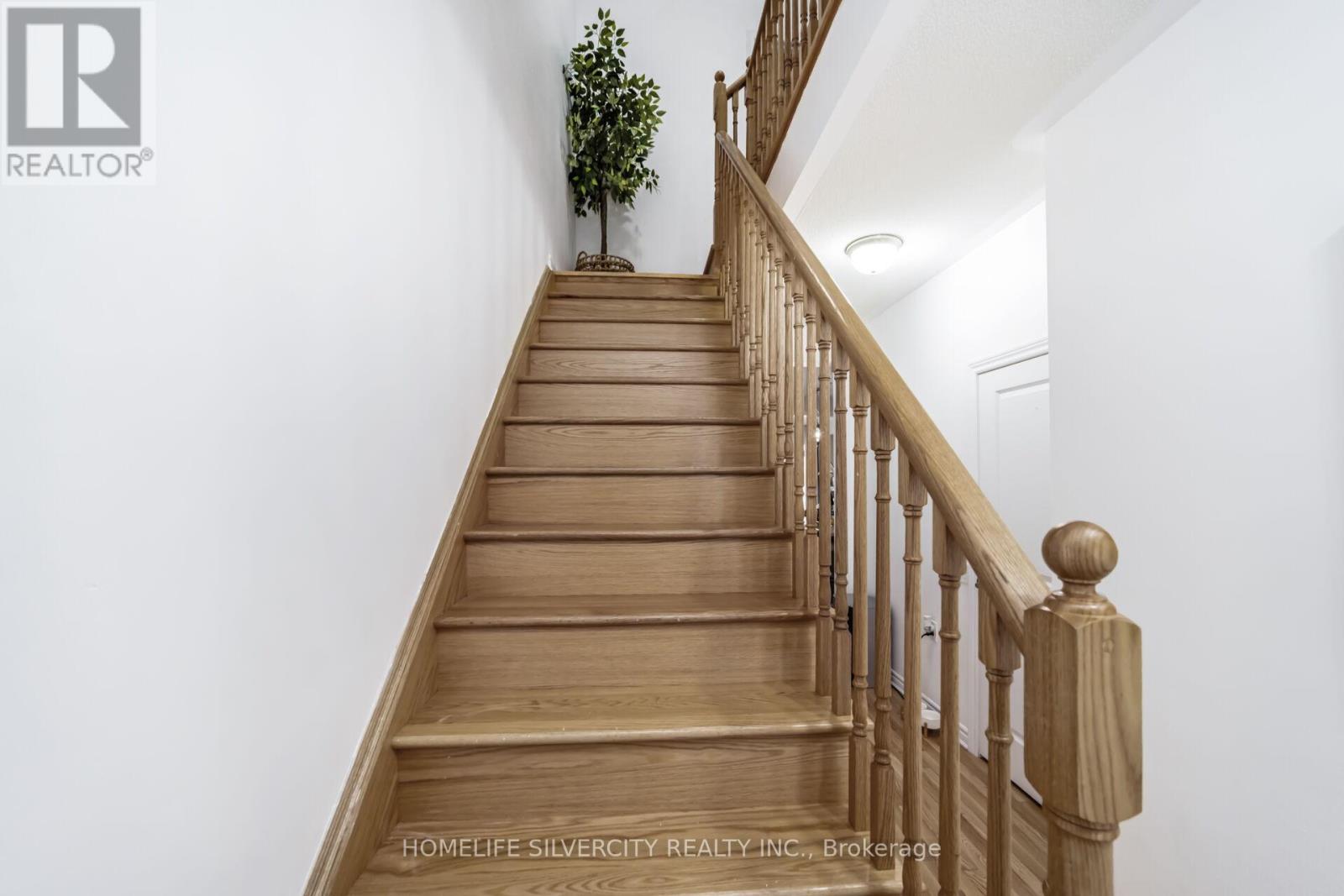 69 Tundra Road, Caledon, Ontario  L7C 4G9 - Photo 22 - W12443061