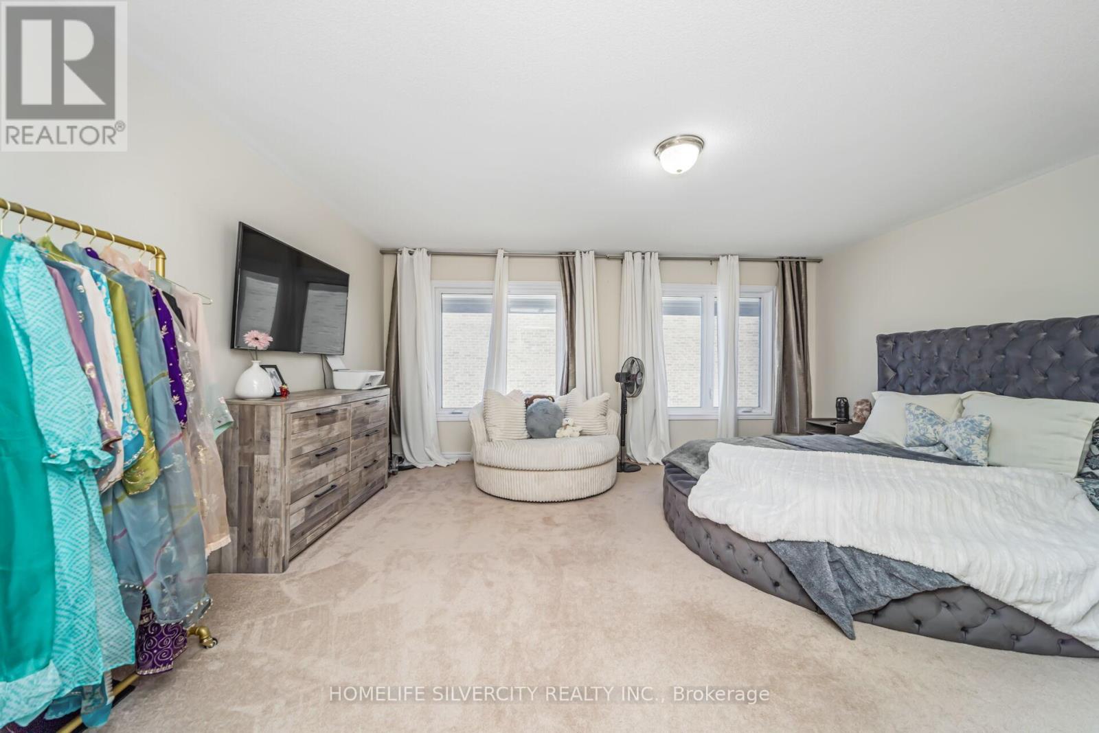 69 Tundra Road, Caledon, Ontario  L7C 4G9 - Photo 25 - W12443061
