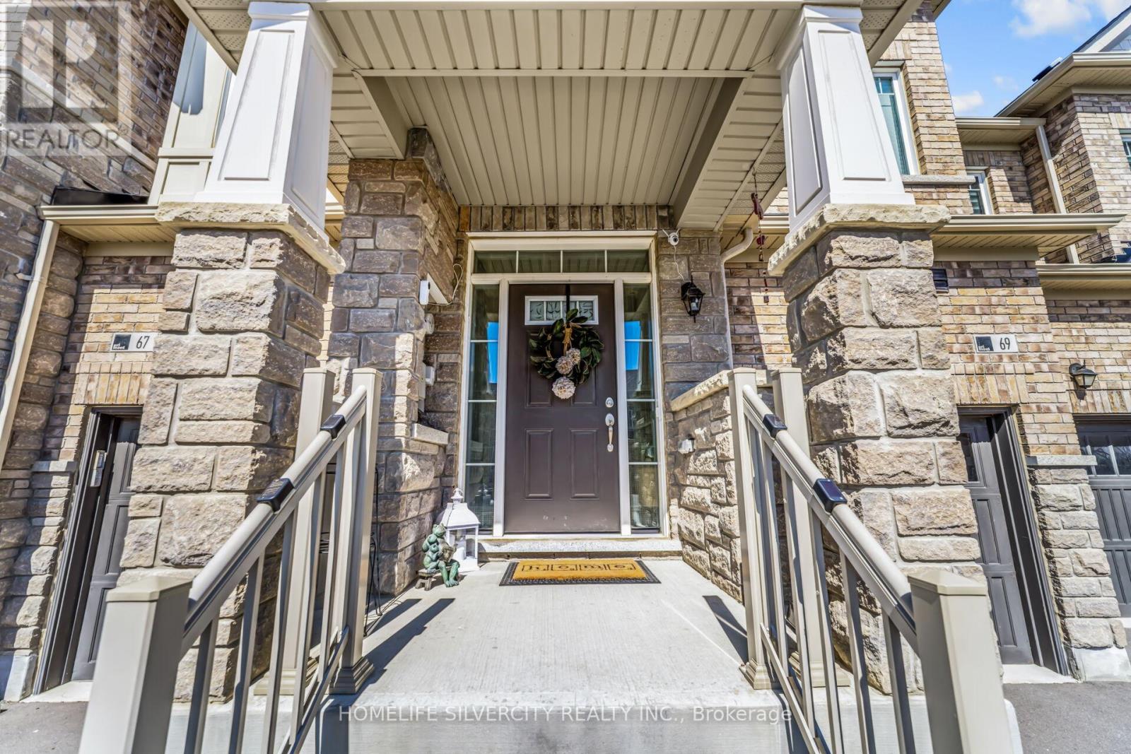69 Tundra Road, Caledon, Ontario  L7C 4G9 - Photo 3 - W12443061