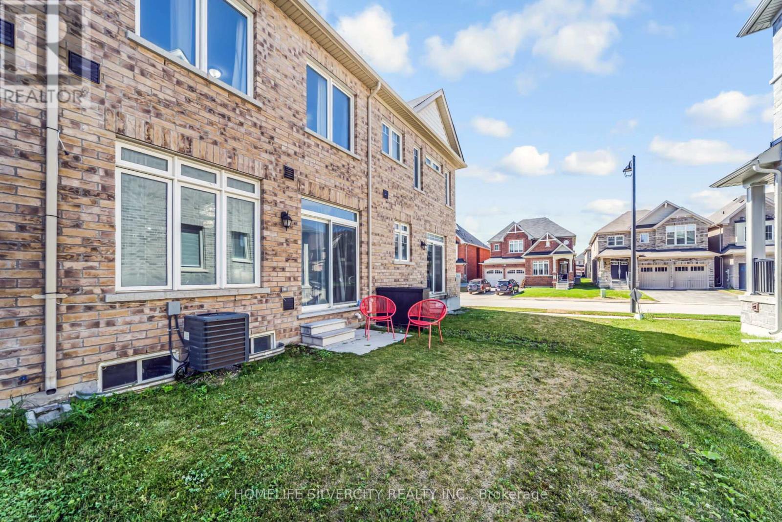 69 Tundra Road, Caledon, Ontario  L7C 4G9 - Photo 38 - W12443061