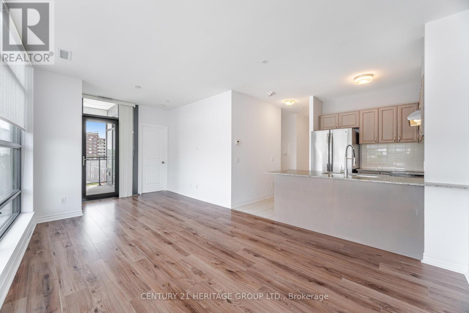 320 - 2522 Keele Street, Toronto (Maple Leaf), Ontario  M6L 2N8 - Photo 16 - W12443075
