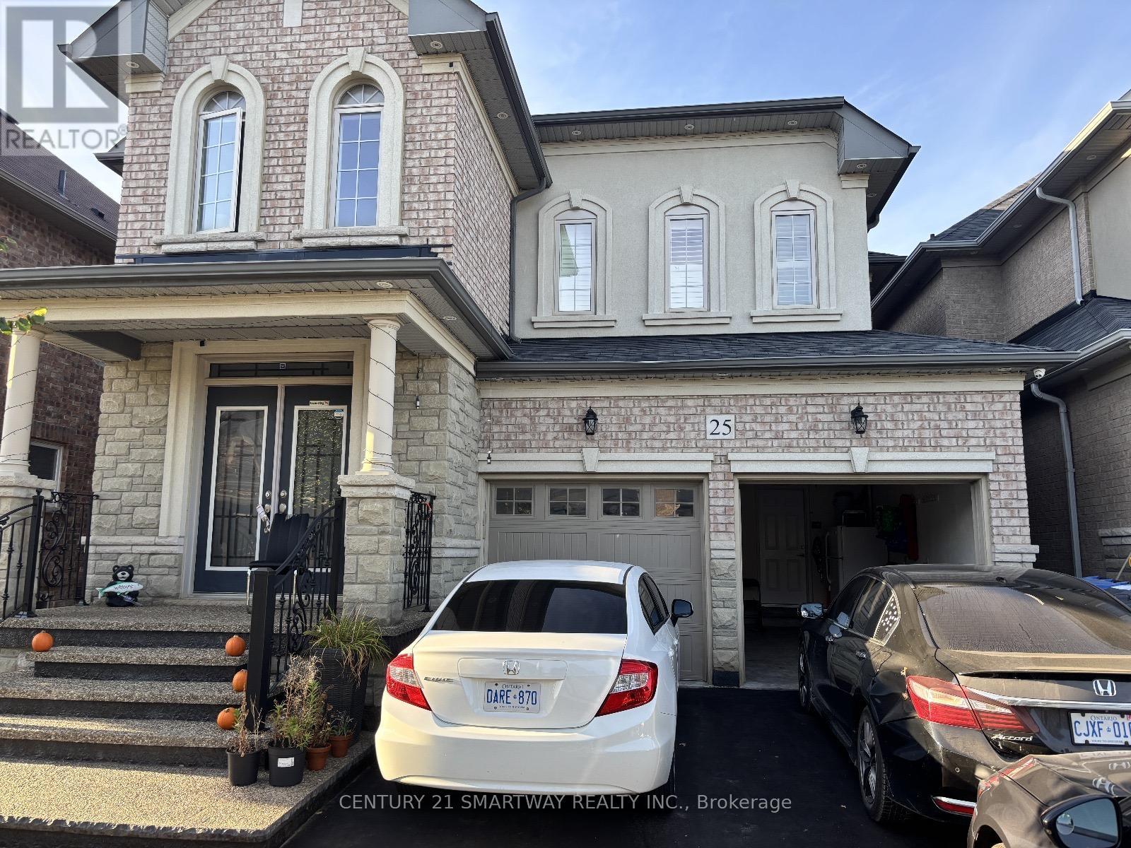 25 Bucksaw Street, Brampton (Northwest Brampton), Ontario  L7A 0G4 - Photo 2 - W12443116