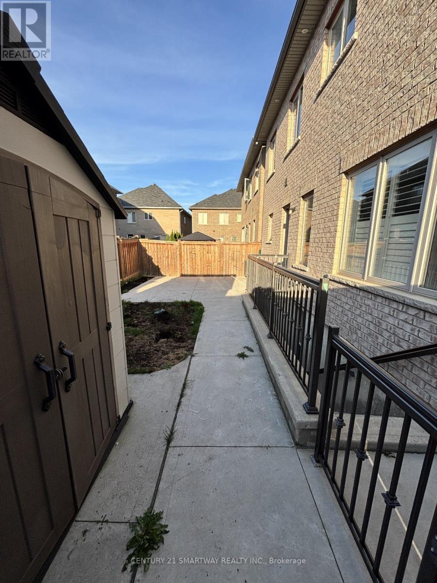 25 Bucksaw Street, Brampton (Northwest Brampton), Ontario  L7A 0G4 - Photo 25 - W12443116