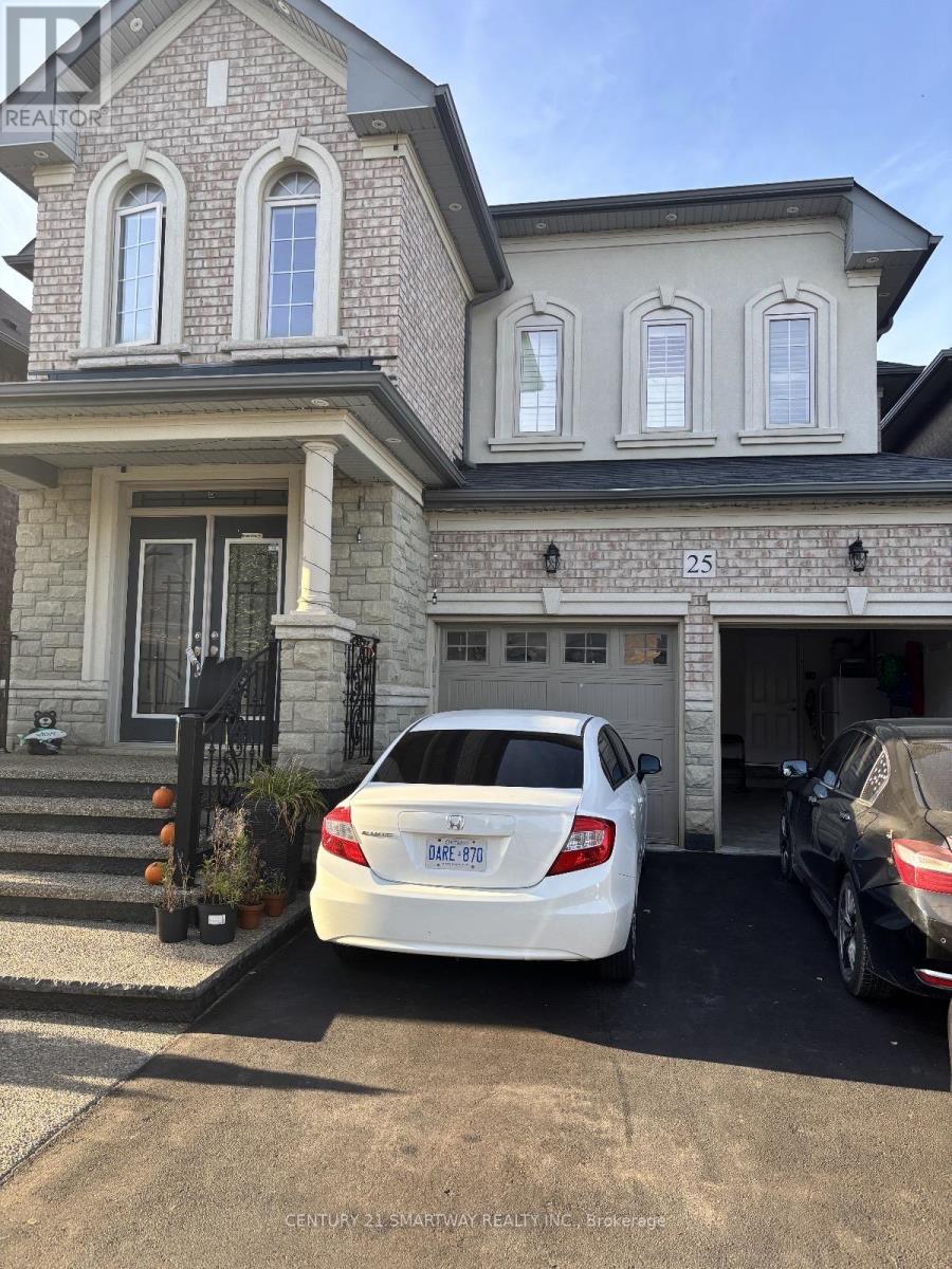 25 Bucksaw Street, Brampton (Northwest Brampton), Ontario  L7A 0G4 - Photo 3 - W12443116
