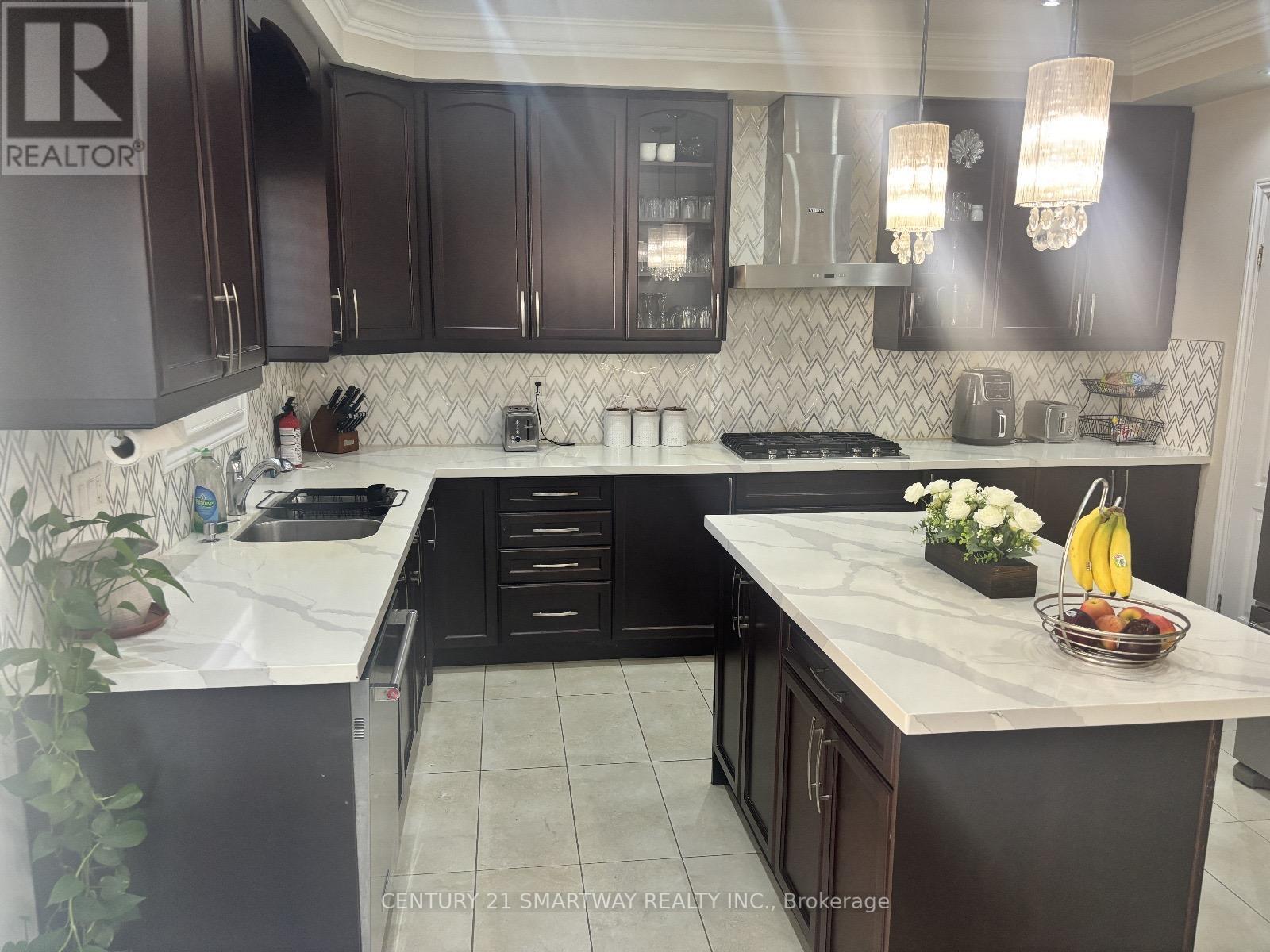 25 Bucksaw Street, Brampton (Northwest Brampton), Ontario  L7A 0G4 - Photo 9 - W12443116