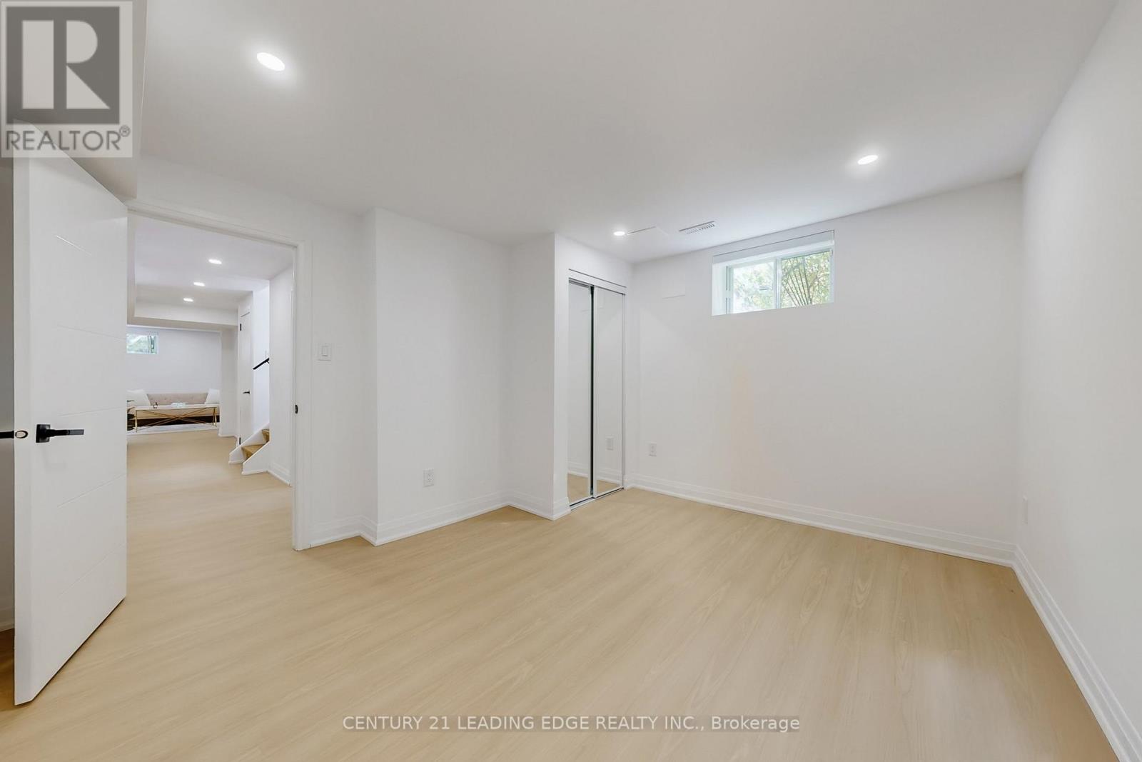 2240 Springfield Court, Mississauga (Sheridan), Ontario  L5K 1V4 - Photo 42 - W12443122