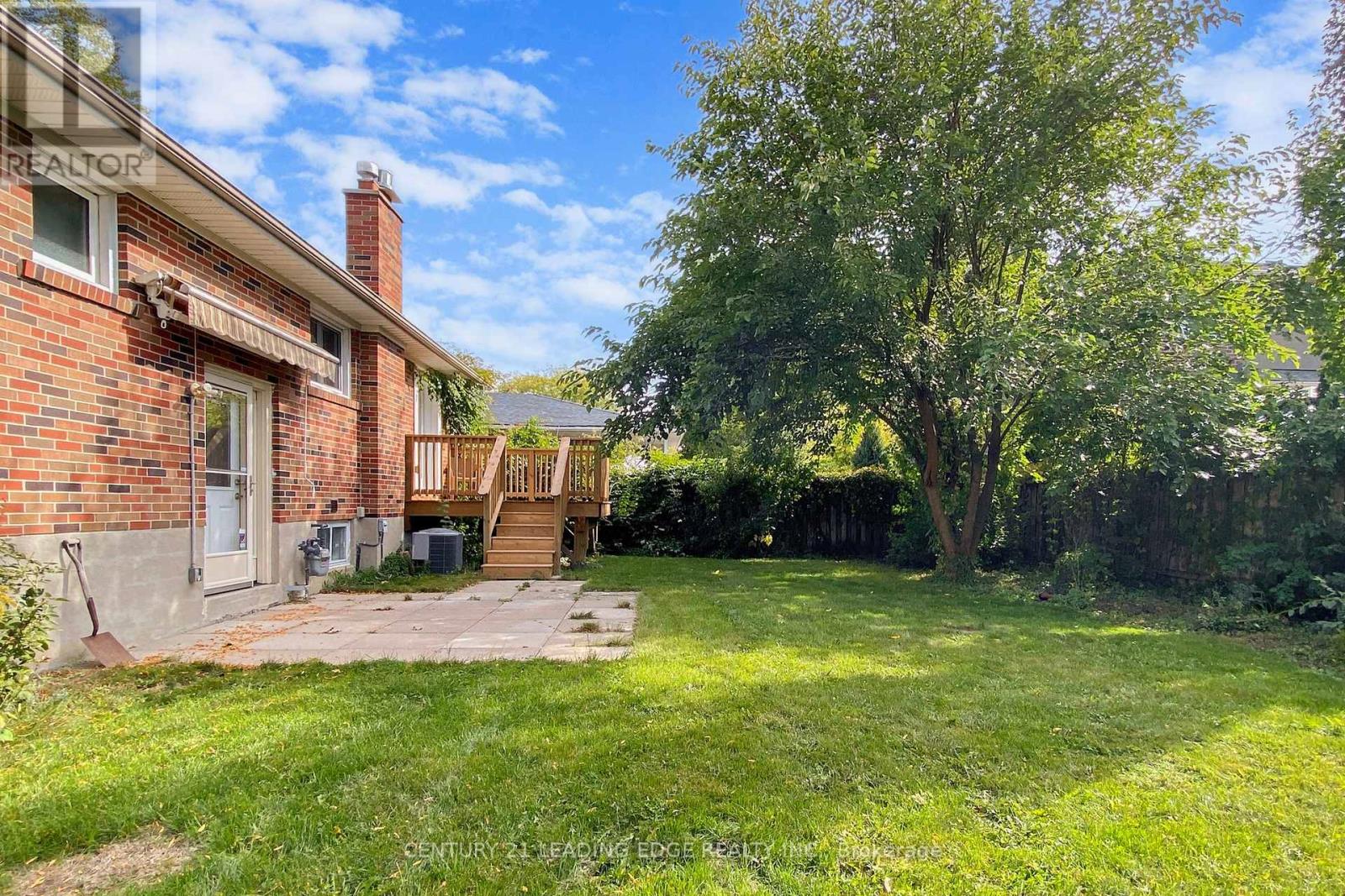 2240 Springfield Court, Mississauga (Sheridan), Ontario  L5K 1V4 - Photo 47 - W12443122