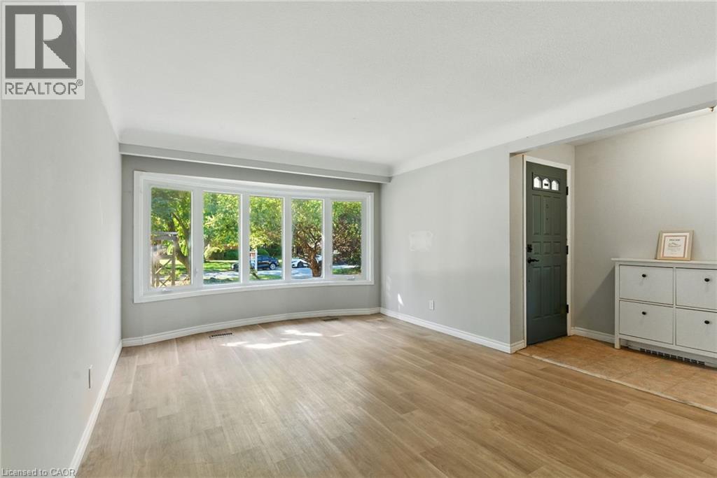 5 Windermere Road, St. Catharines, Ontario  L2T 3W1 - Photo 3 - 40776228