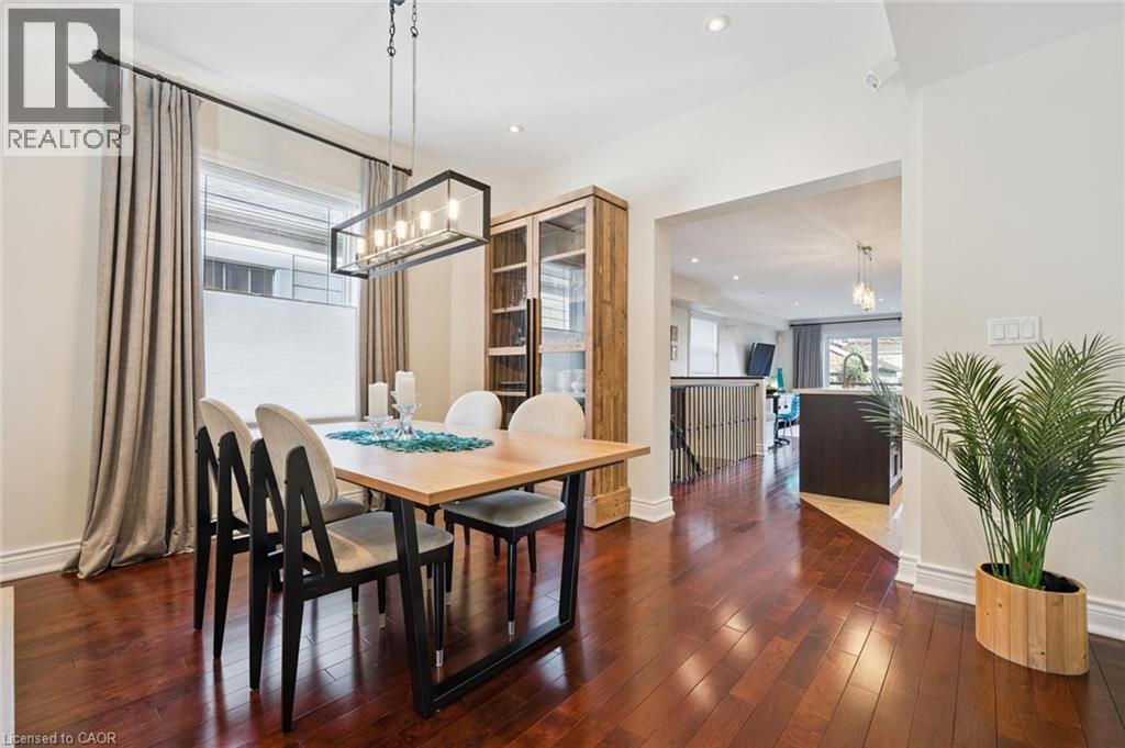 108 Barker Avenue, Toronto, Ontario  M4C 2N9 - Photo 11 - 40776201