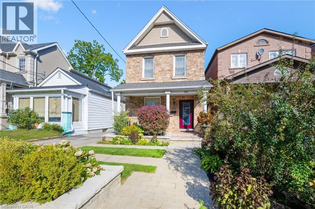 108 Barker Avenue, Toronto, Ontario  M4C 2N9 - Photo 3 - 40776201