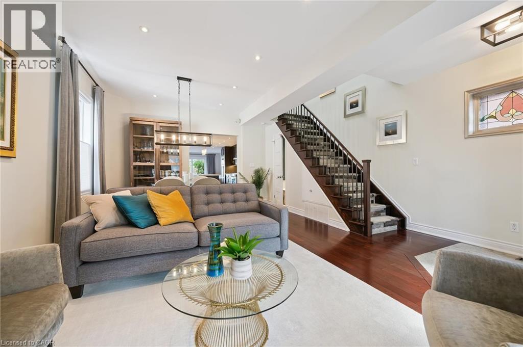 108 Barker Avenue, Toronto, Ontario  M4C 2N9 - Photo 9 - 40776201