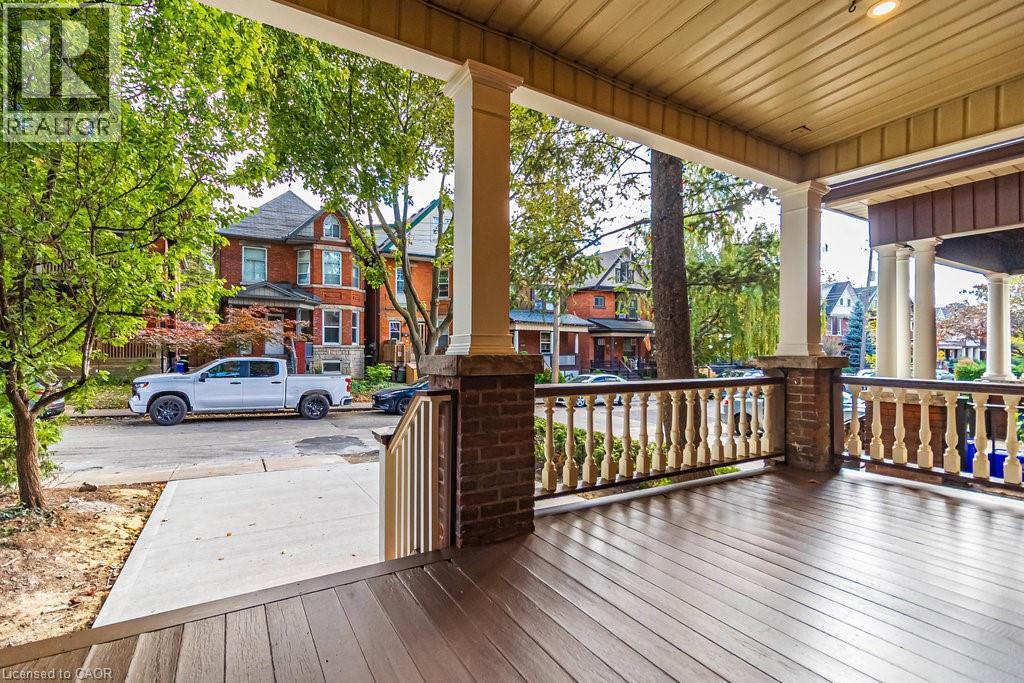 24 Strathcona Avenue S, Hamilton, Ontario  L8P 4H9 - Photo 2 - 40775738