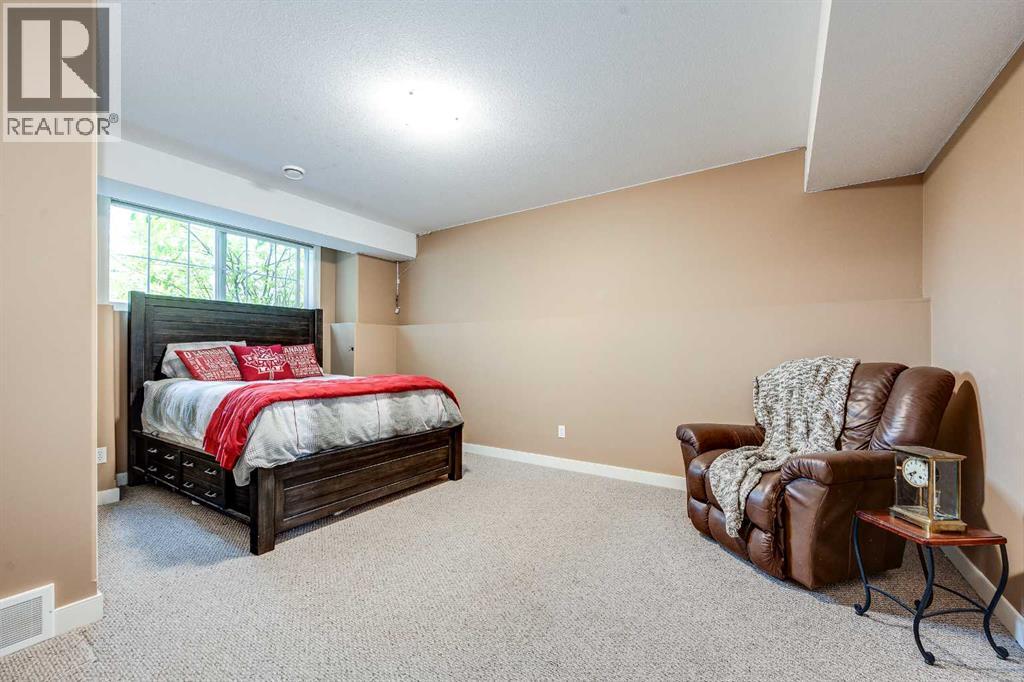24 Illingworth Close, Red Deer, Alberta  T4R 0B4 - Photo 34 - A2257132