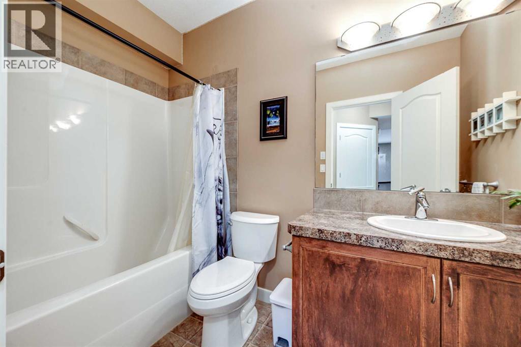 24 Illingworth Close, Red Deer, Alberta  T4R 0B4 - Photo 35 - A2257132