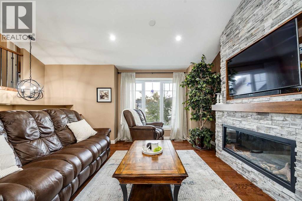 24 Illingworth Close, Red Deer, Alberta  T4R 0B4 - Photo 5 - A2257132