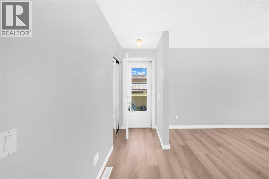 804 71 Avenue Nw, Calgary, Alberta  T2K 0N3 - Photo 7 - A2252343