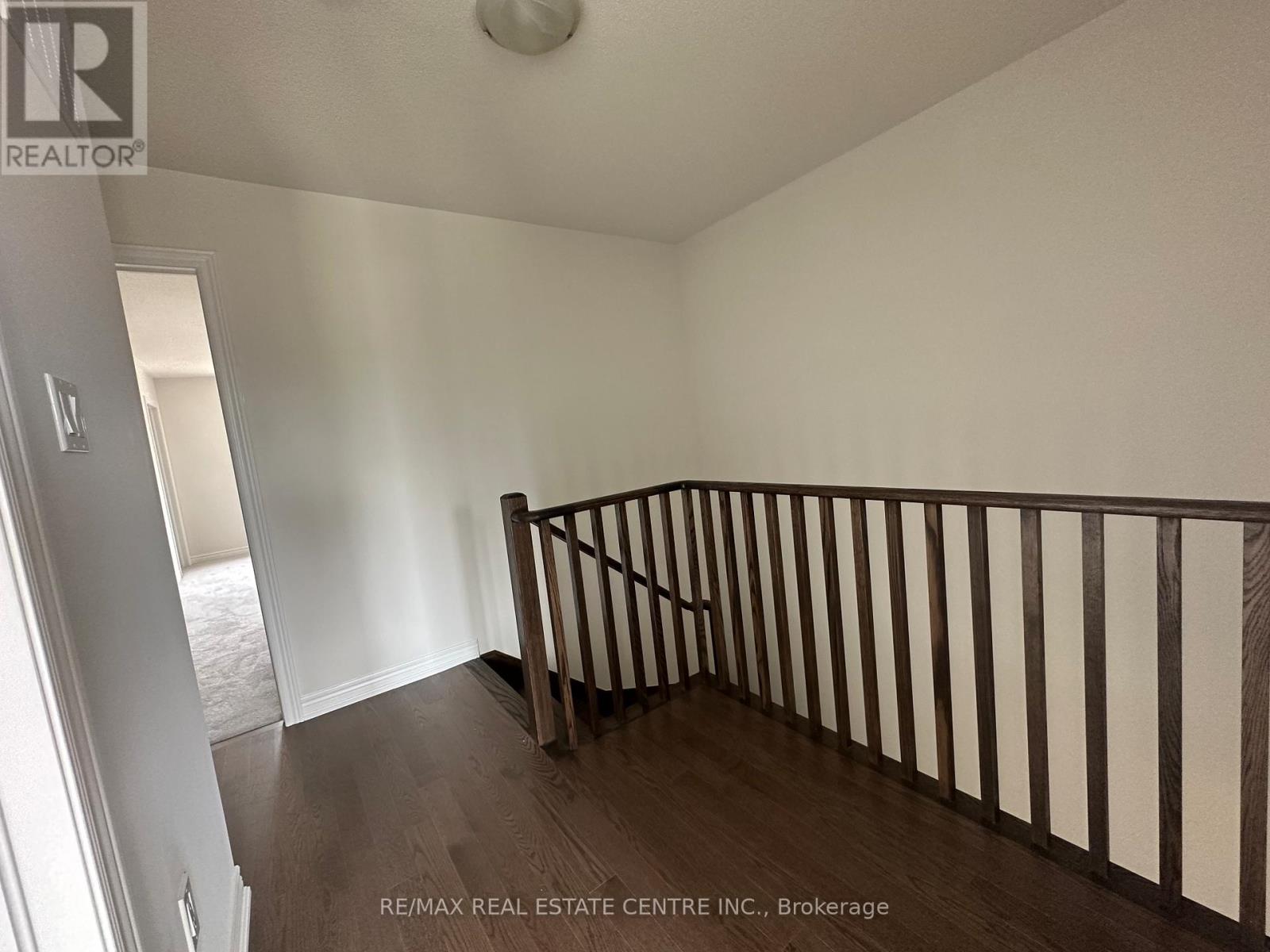 100 Bayardo Drive, Oshawa, Ontario  L1H 7K4 - Photo 8 - E12443145