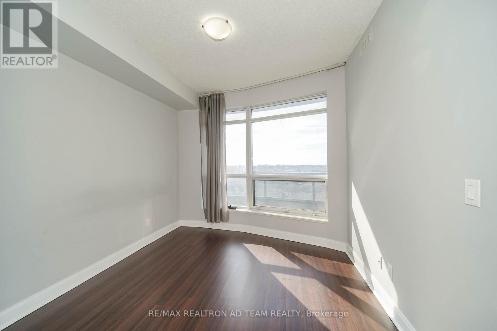 2204 - 125 Village Green Square, Toronto, Ontario  M1S 0G3 - Photo 14 - E12443159