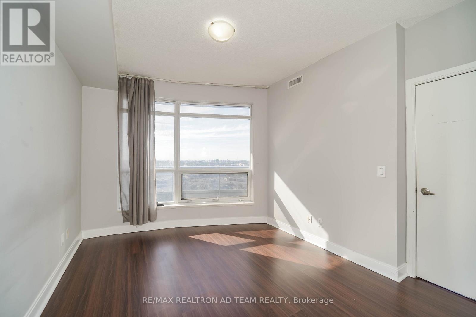 2204 - 125 Village Green Square, Toronto, Ontario  M1S 0G3 - Photo 15 - E12443159