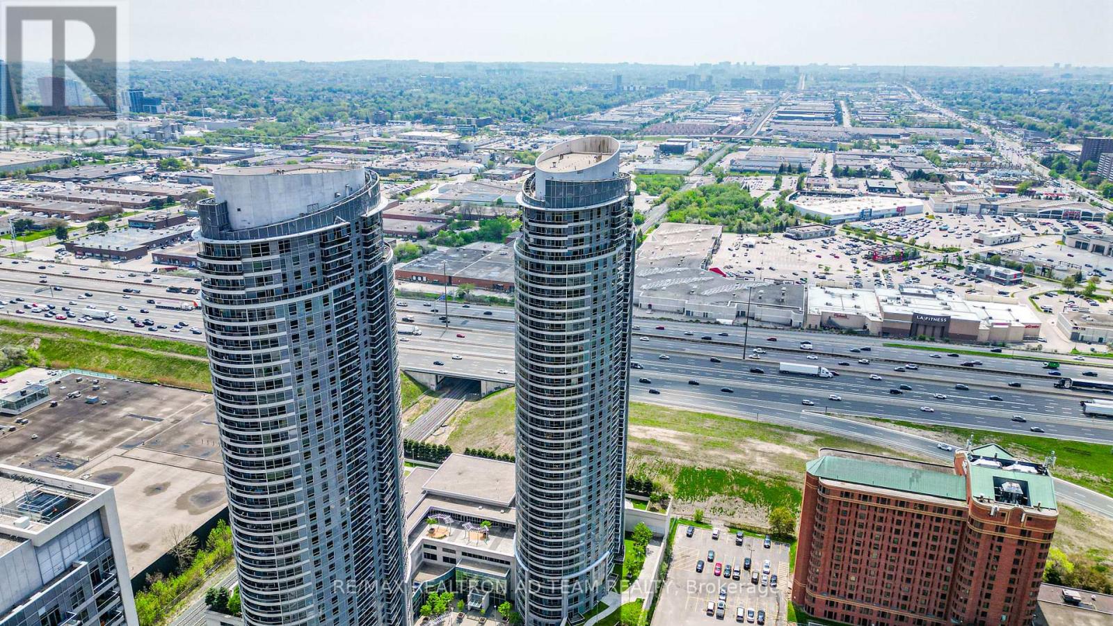 2204 - 125 Village Green Square, Toronto, Ontario  M1S 0G3 - Photo 3 - E12443159
