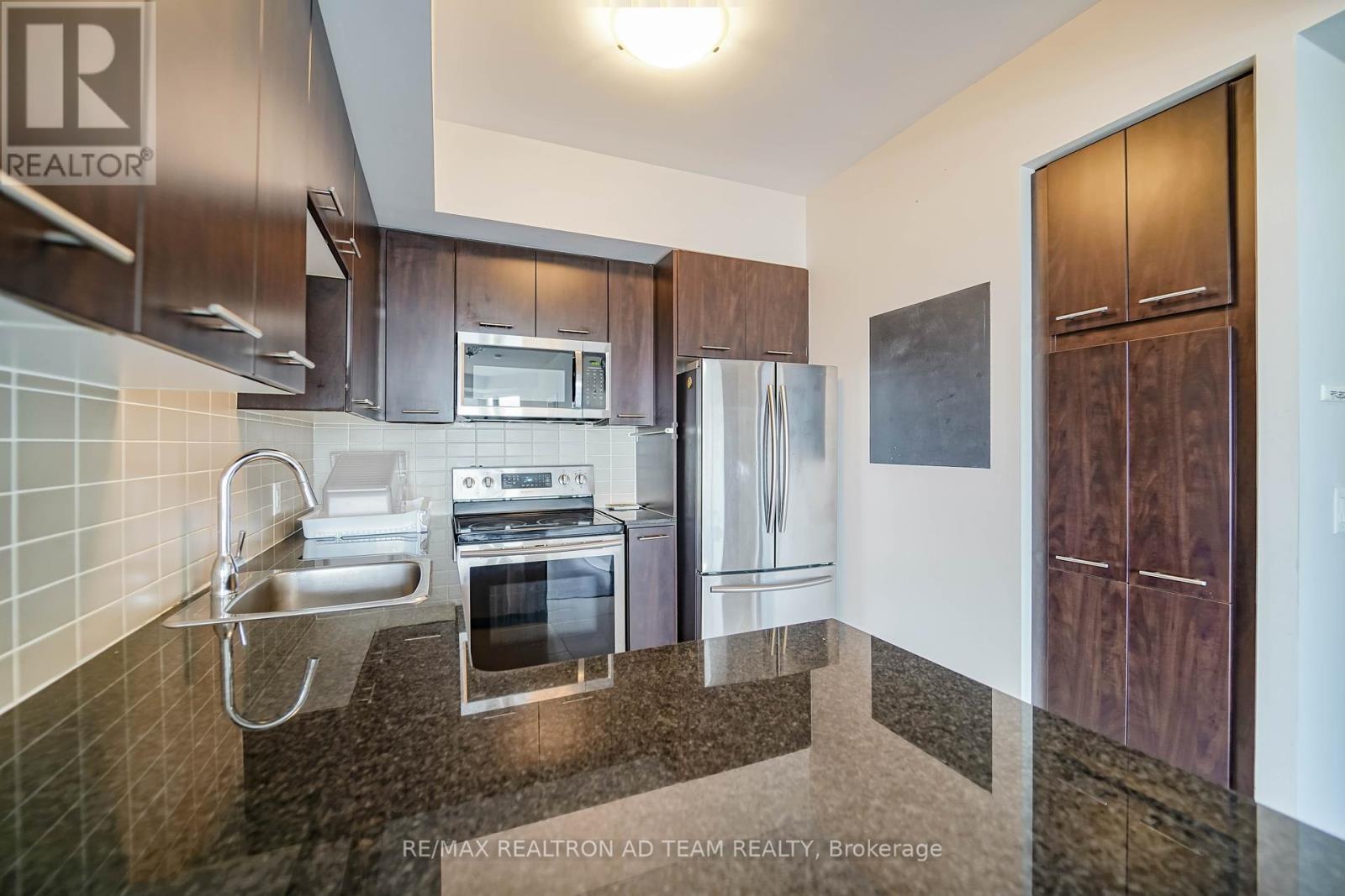 2204 - 125 Village Green Square, Toronto, Ontario  M1S 0G3 - Photo 8 - E12443159