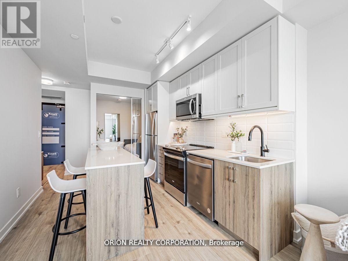 215 - 201 Brock Street S, Whitby (Downtown Whitby), Ontario  L1N 4K2 - Photo 17 - E12443176
