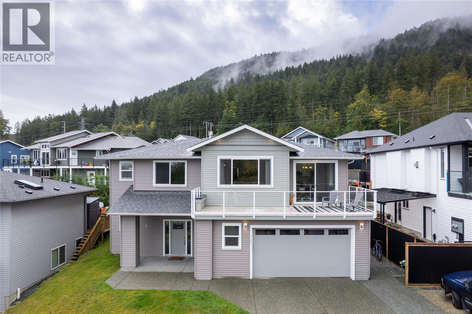 127 Ray Knight Dr, Ladysmith, British Columbia