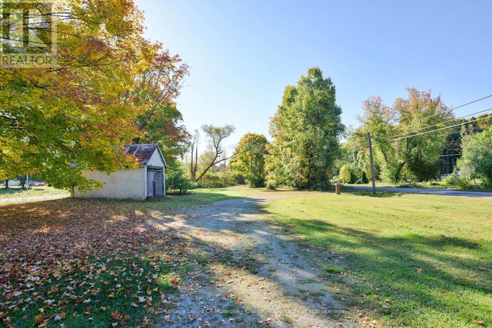 1085 R Nelson Road, Severn, Ontario  L0K 2C0 - Photo 4 - S12443313