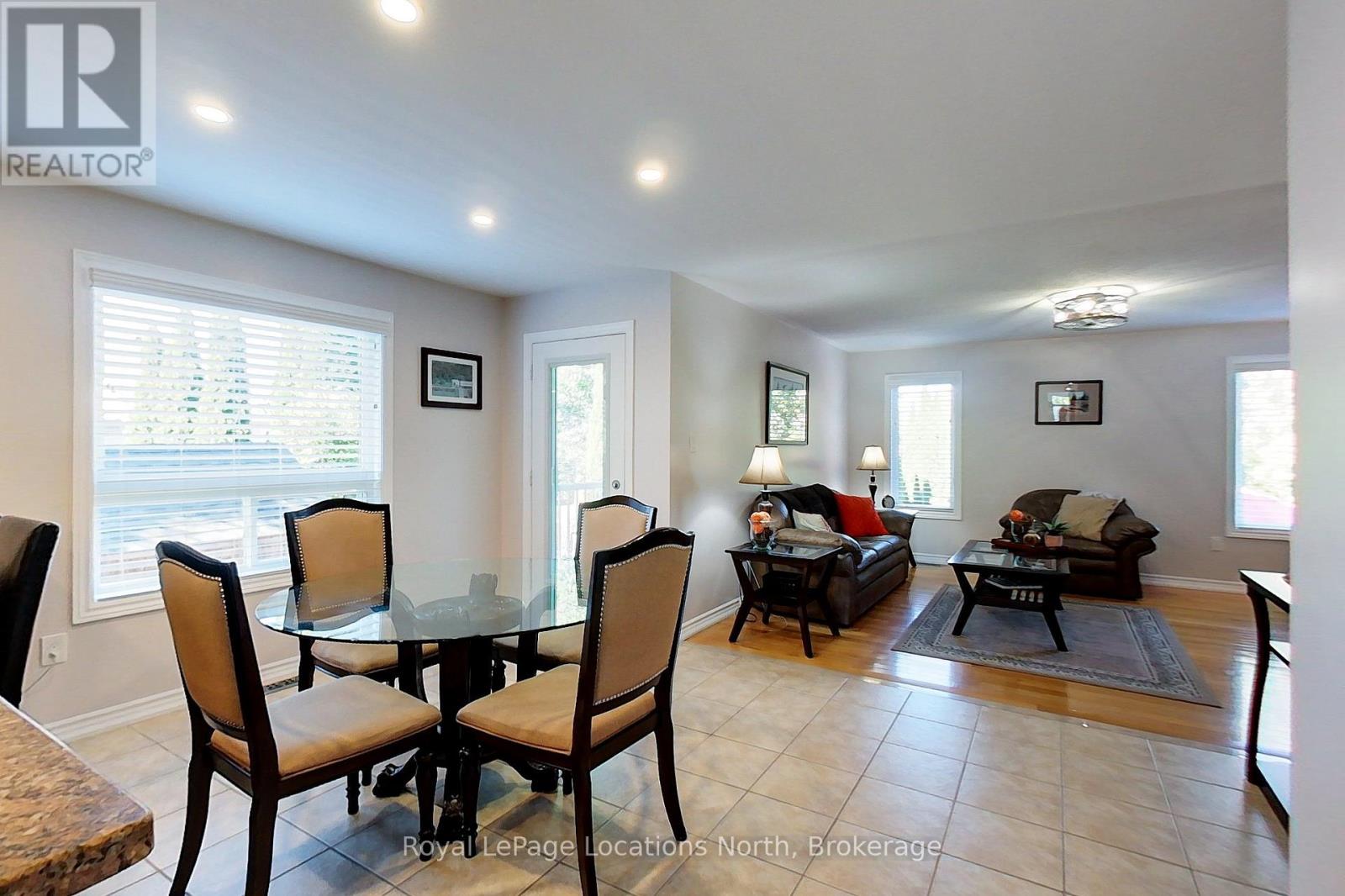 2 Wintergreen Way, Wasaga Beach, Ontario  L9Z 3A9 - Photo 10 - S12443377