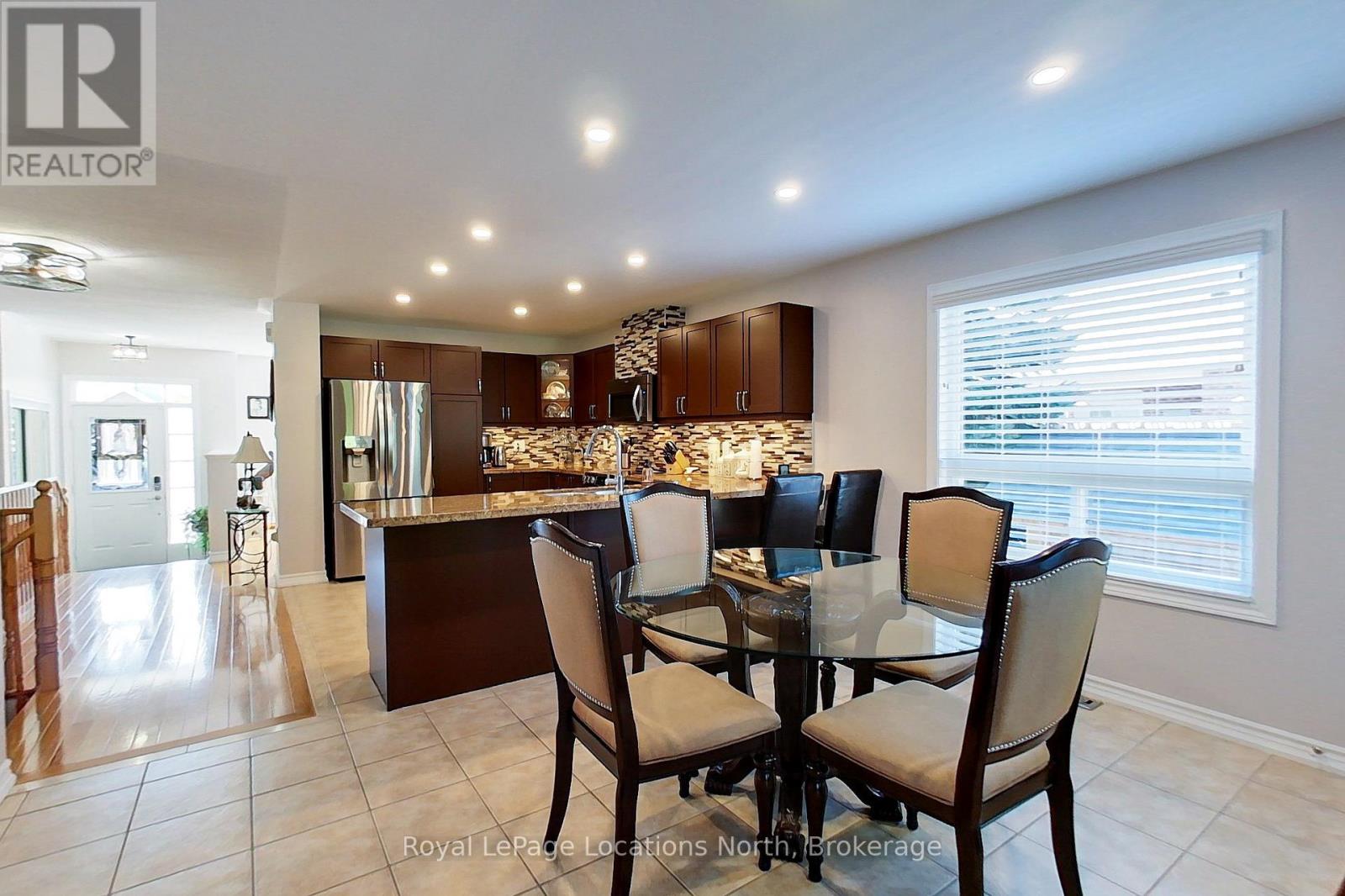 2 Wintergreen Way, Wasaga Beach, Ontario  L9Z 3A9 - Photo 12 - S12443377