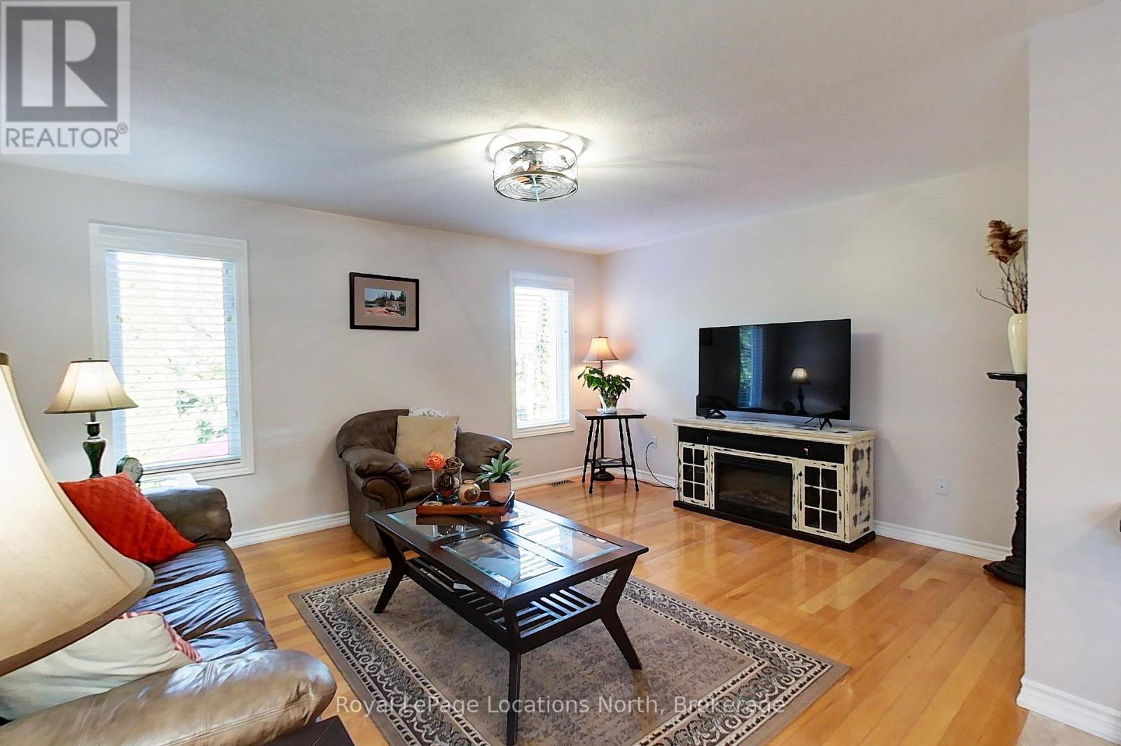 2 Wintergreen Way, Wasaga Beach, Ontario  L9Z 3A9 - Photo 13 - S12443377