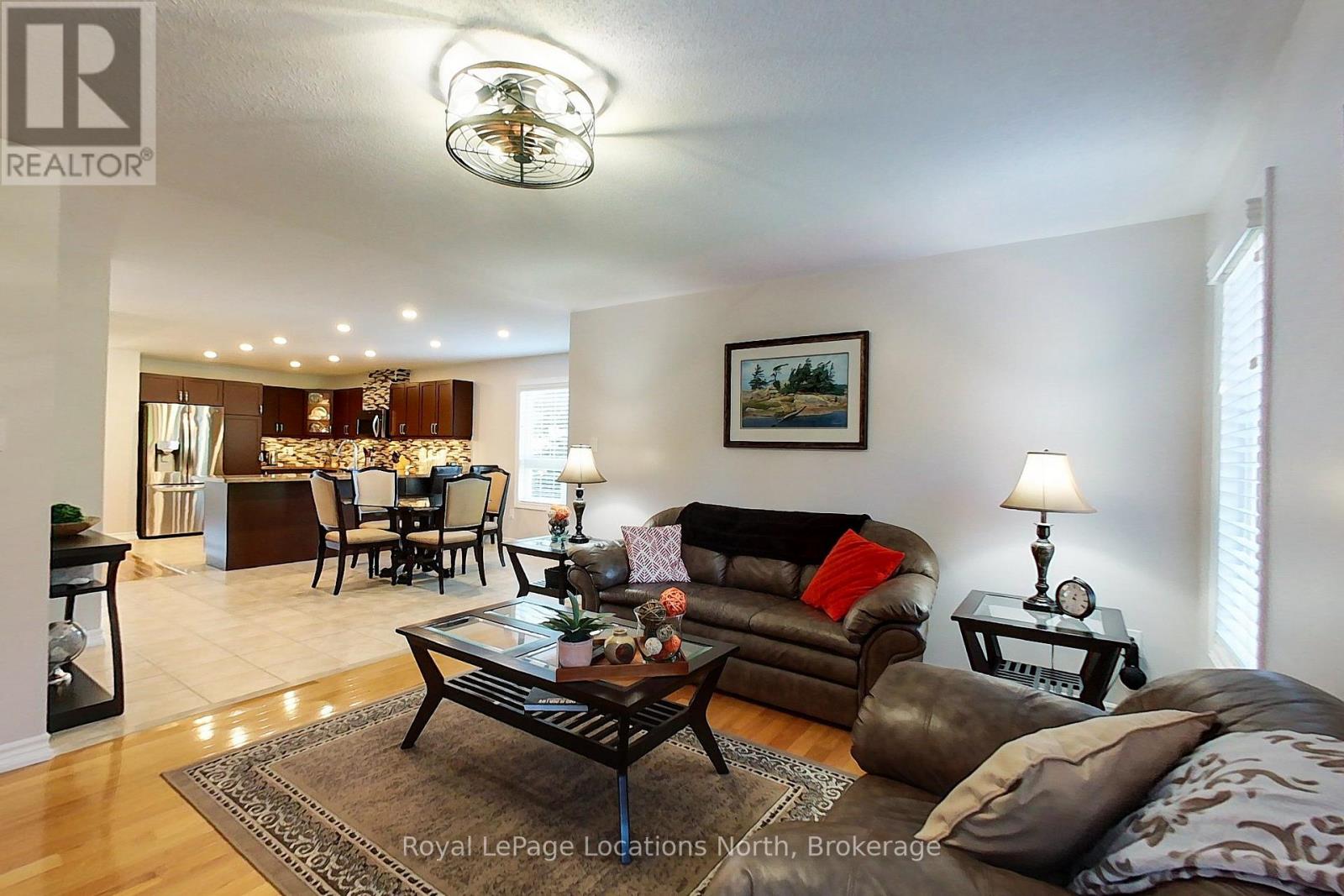 2 Wintergreen Way, Wasaga Beach, Ontario  L9Z 3A9 - Photo 15 - S12443377