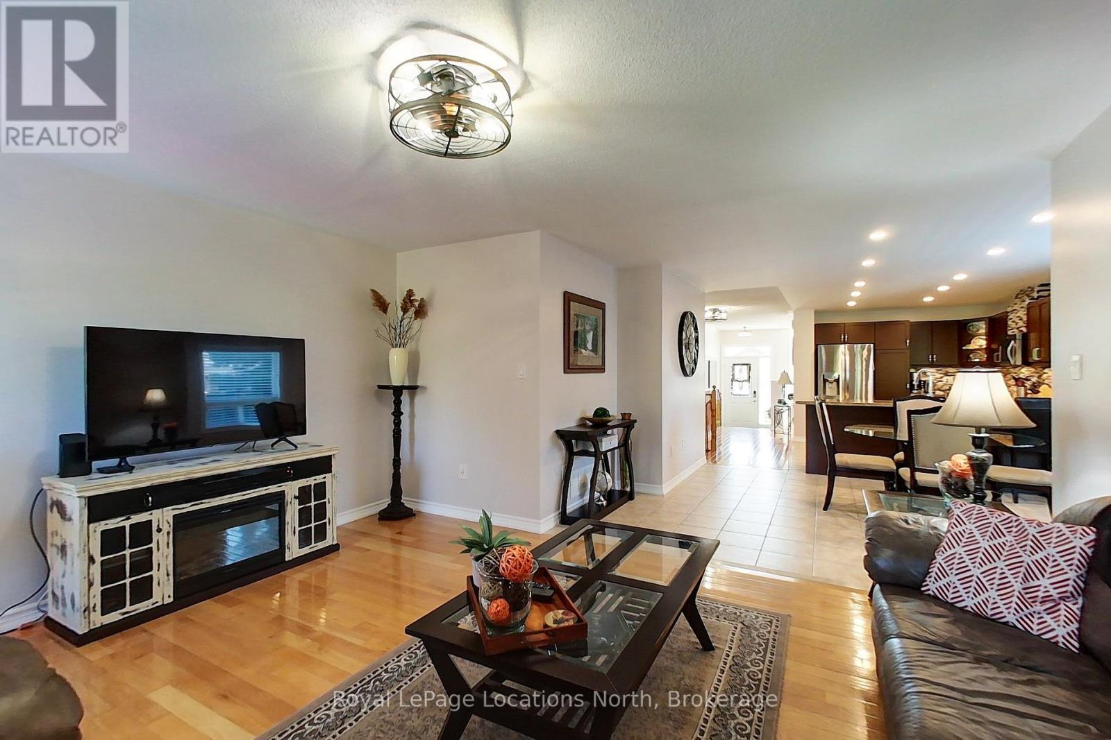 2 Wintergreen Way, Wasaga Beach, Ontario  L9Z 3A9 - Photo 16 - S12443377