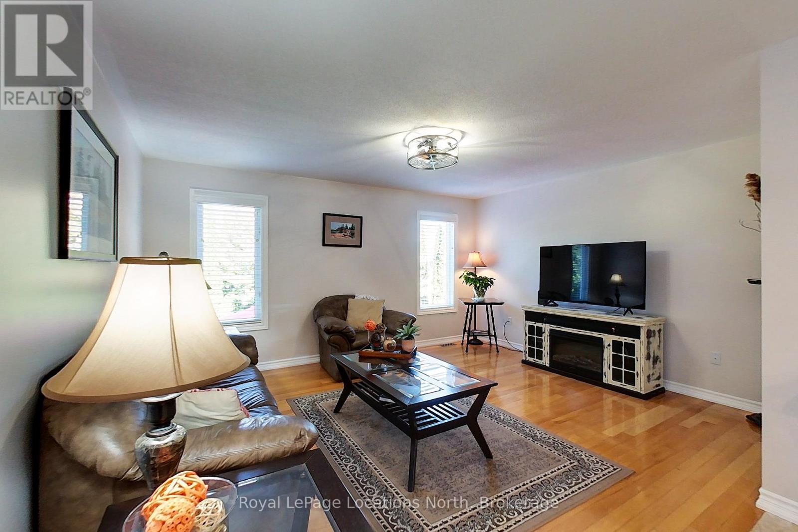 2 Wintergreen Way, Wasaga Beach, Ontario  L9Z 3A9 - Photo 18 - S12443377
