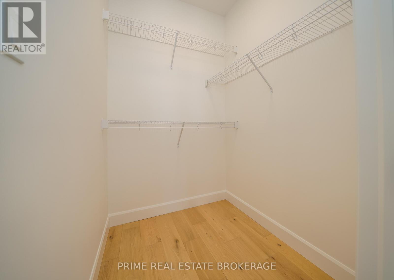 55 - 2 Coastal Crescent, Lambton Shores (Grand Bend), Ontario  N0M 1T0 - Photo 22 - X12443222