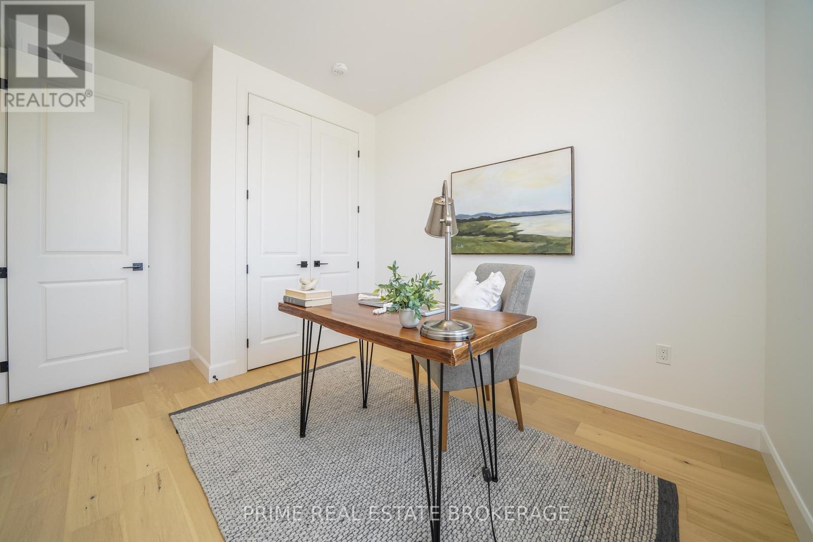 55 - 2 Coastal Crescent, Lambton Shores (Grand Bend), Ontario  N0M 1T0 - Photo 24 - X12443222