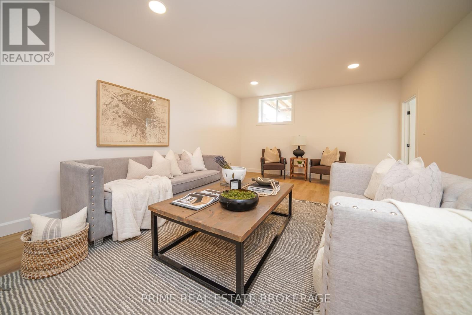 55 - 2 Coastal Crescent, Lambton Shores (Grand Bend), Ontario  N0M 1T0 - Photo 32 - X12443222