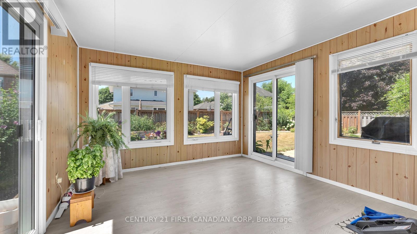 79 Wintergarden Road, London East (East A), Ontario  N5Y 5M3 - Photo 12 - X12443276