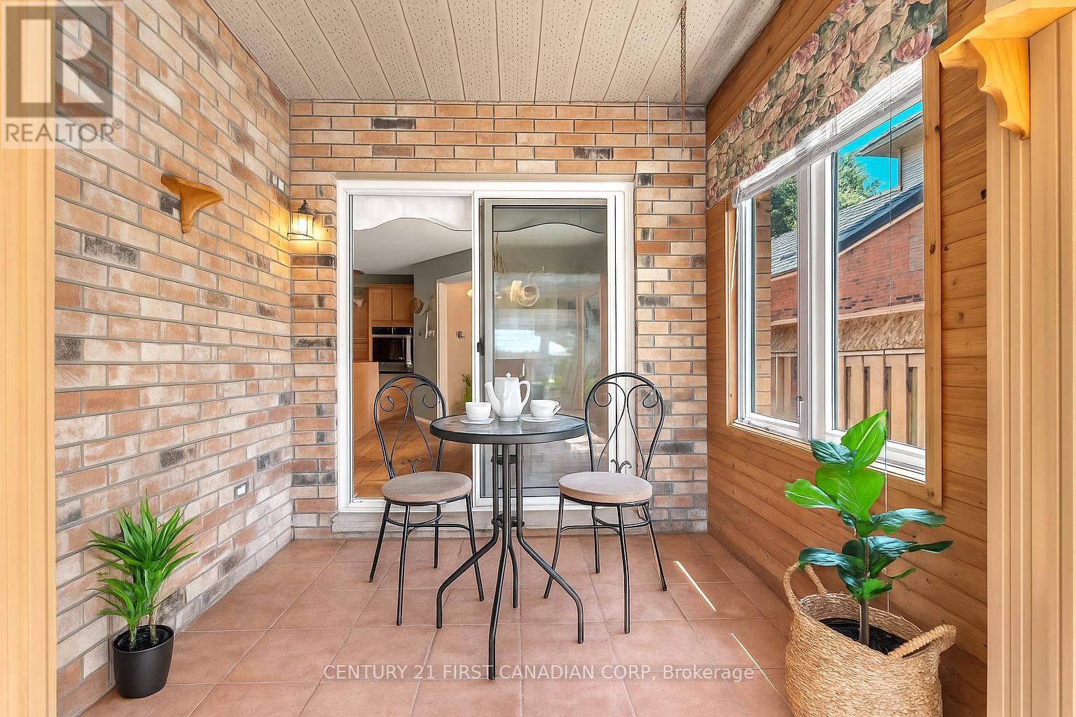 79 Wintergarden Road, London East (East A), Ontario  N5Y 5M3 - Photo 13 - X12443276