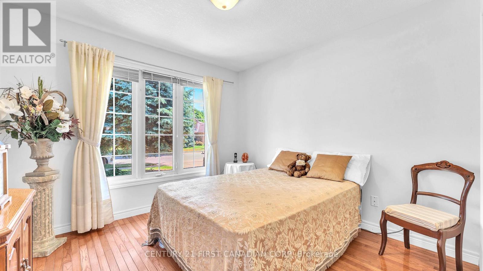 79 Wintergarden Road, London East (East A), Ontario  N5Y 5M3 - Photo 21 - X12443276