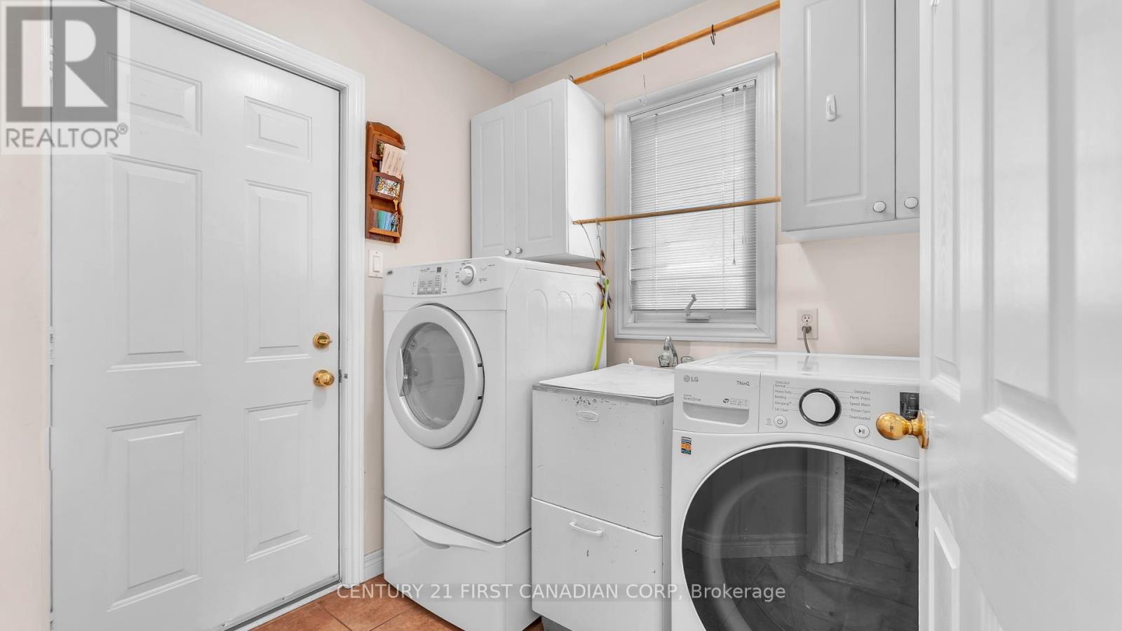 79 Wintergarden Road, London East (East A), Ontario  N5Y 5M3 - Photo 29 - X12443276