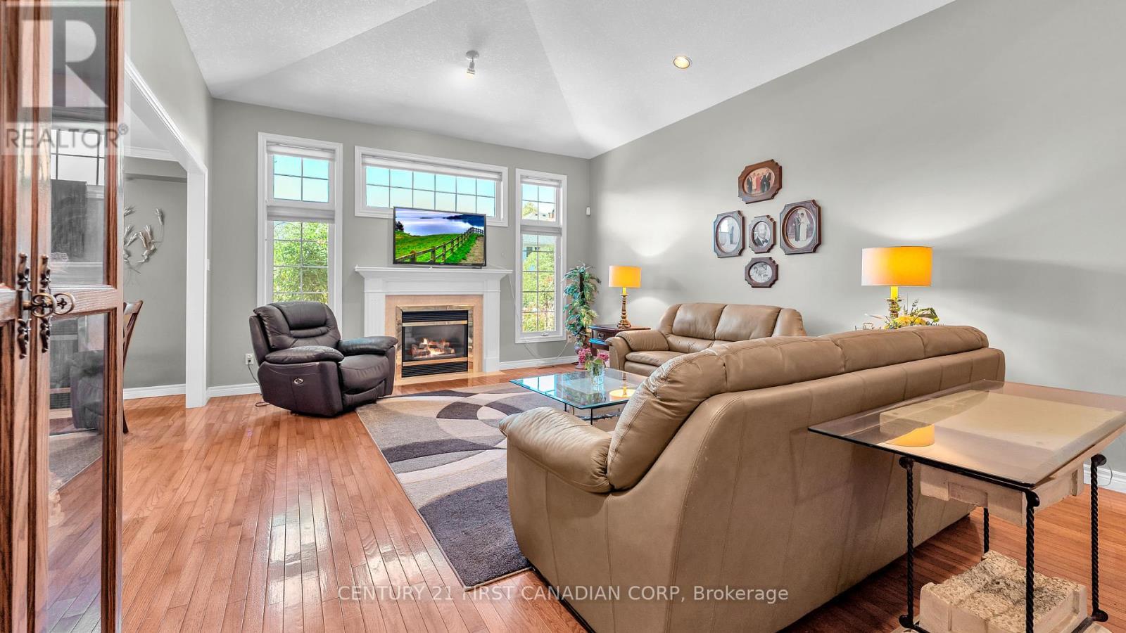 79 Wintergarden Road, London East (East A), Ontario  N5Y 5M3 - Photo 5 - X12443276