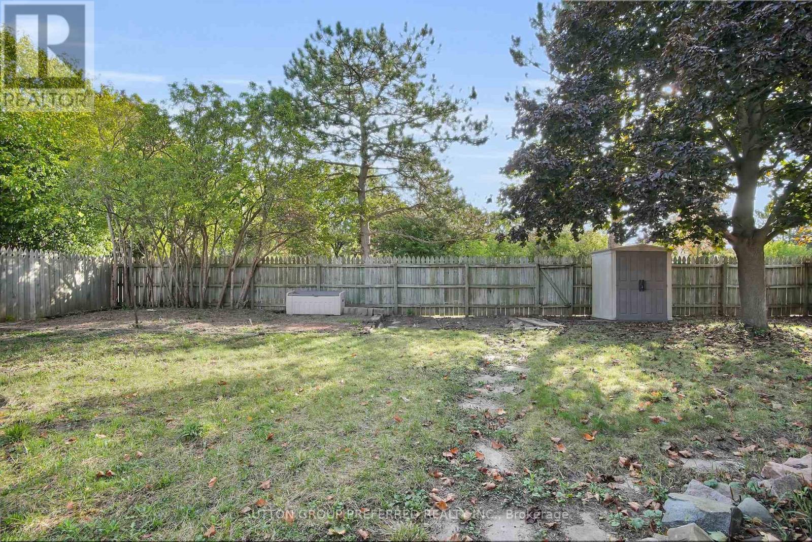 4 Corinth Court, London East (East A), Ontario  N5Y 5A8 - Photo 31 - X12443289