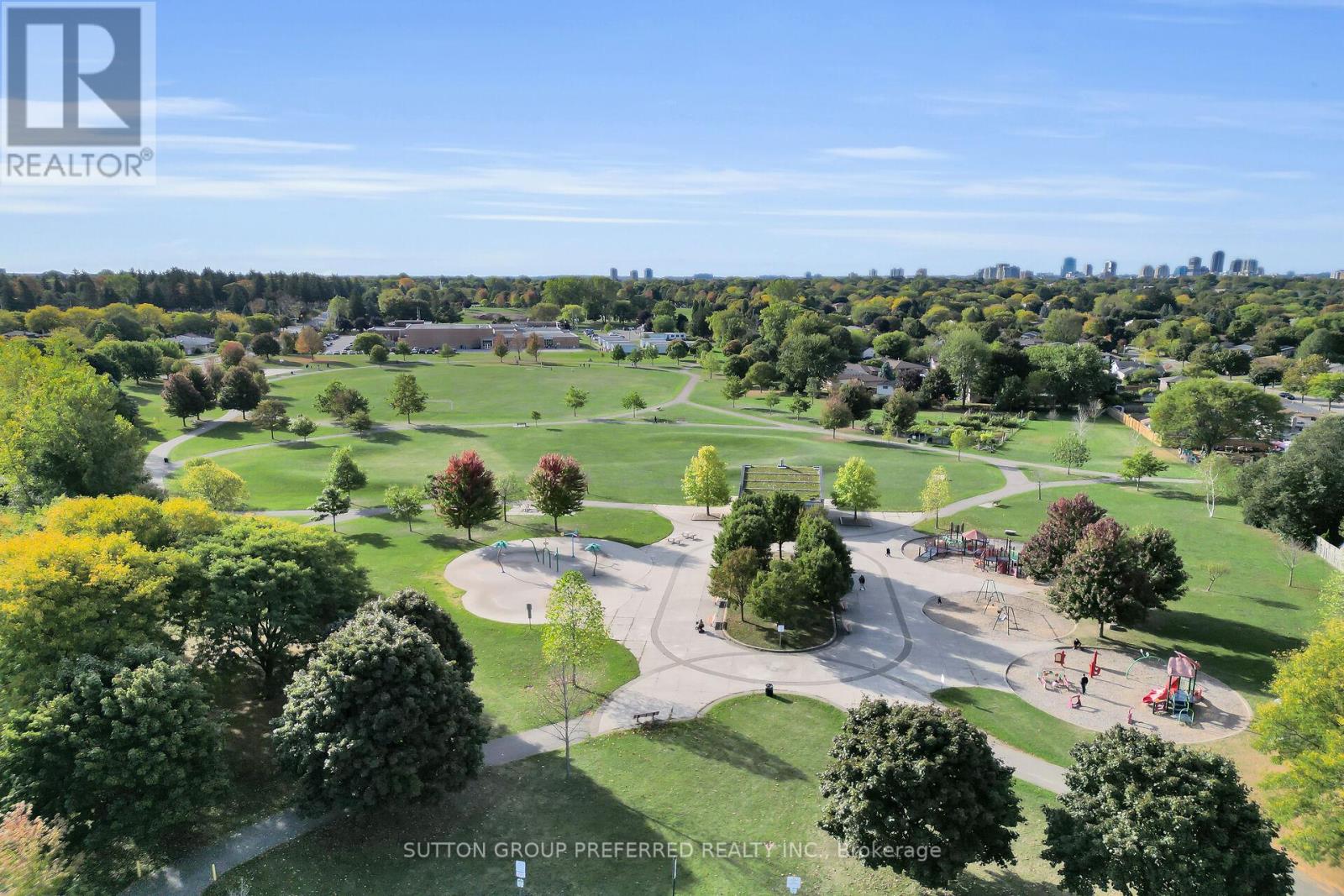 4 Corinth Court, London East (East A), Ontario  N5Y 5A8 - Photo 40 - X12443289