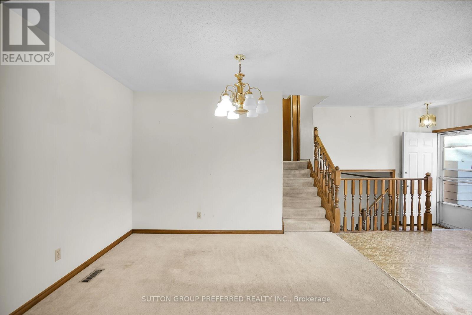 4 Corinth Court, London East (East A), Ontario  N5Y 5A8 - Photo 8 - X12443289