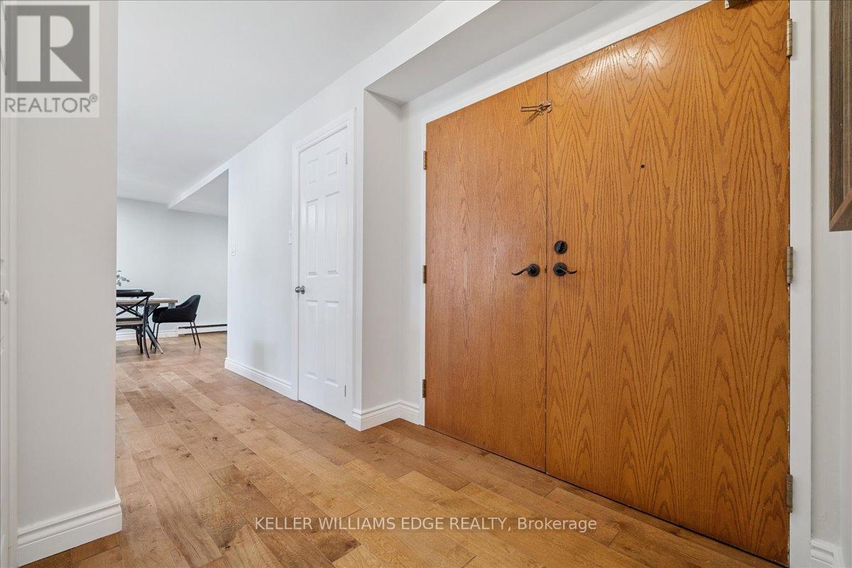 304 - 165 Bold Street, Hamilton (Durand), Ontario  L8P 1V4 - Photo 4 - X12442926