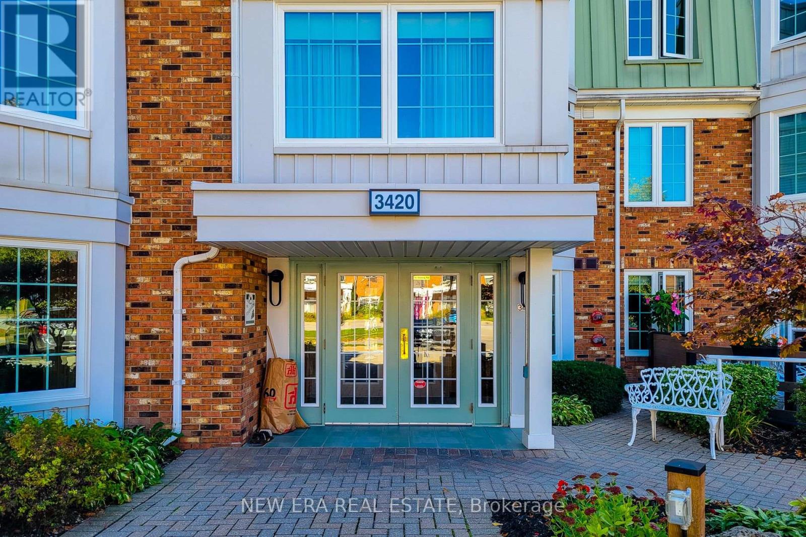 221 - 3420 Frederick Avenue, Lincoln (Lincoln-Jordan/vineland), Ontario  L0R 2C0 - Photo 1 - X12442940