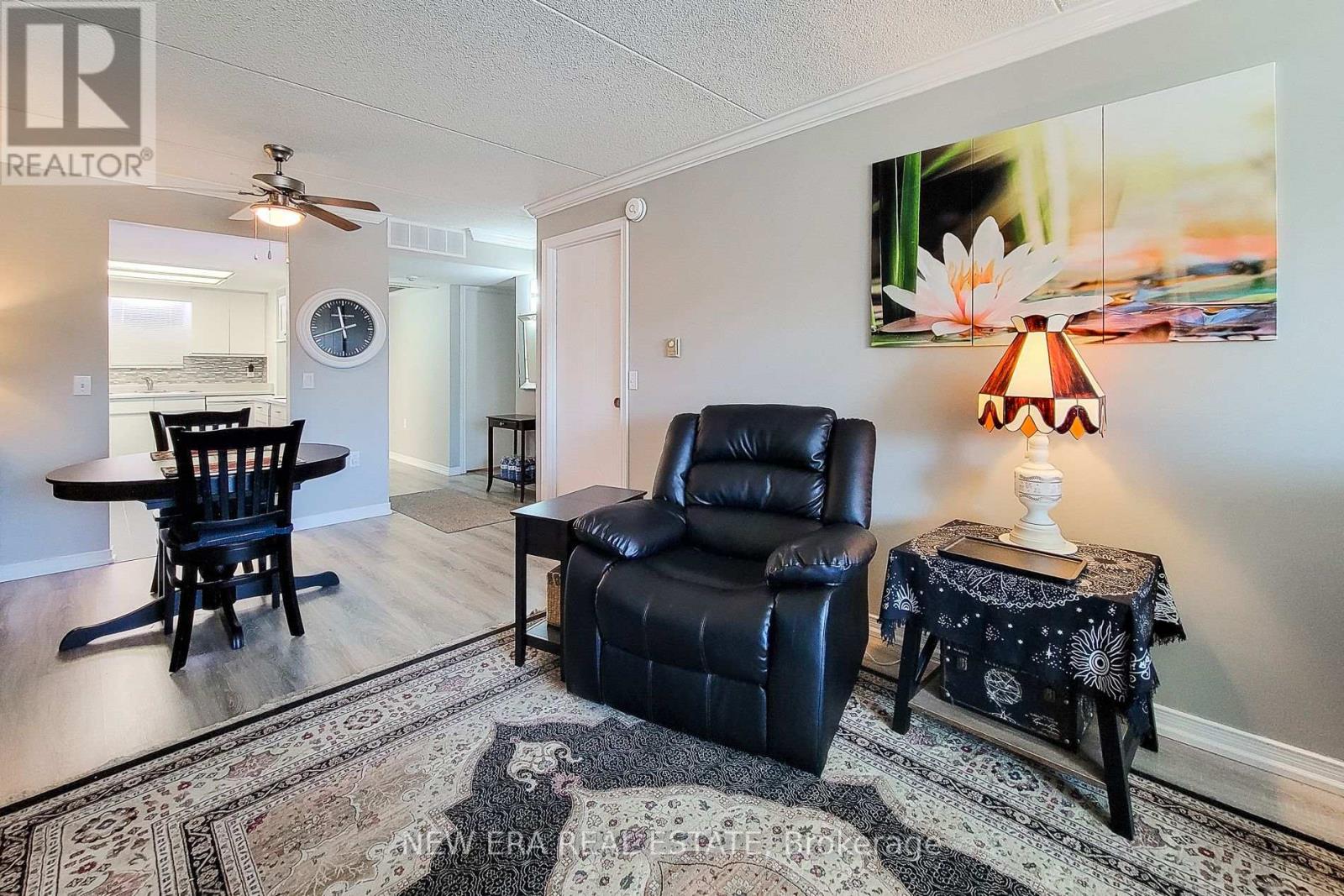 221 - 3420 Frederick Avenue, Lincoln (Lincoln-Jordan/vineland), Ontario  L0R 2C0 - Photo 14 - X12442940