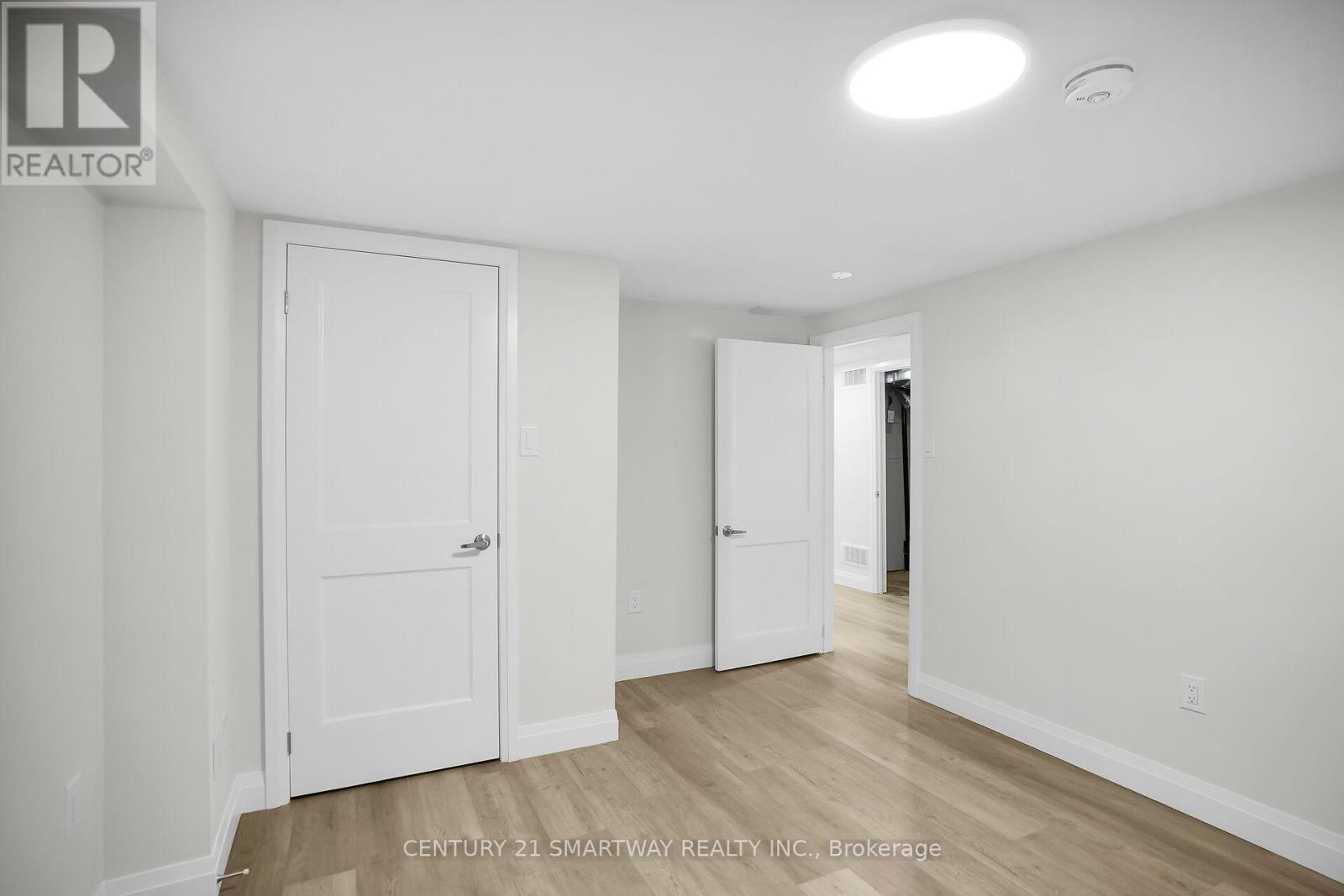 633 Donegal Drive, London North (North P), Ontario  N6H 3H6 - Photo 33 - X12442944