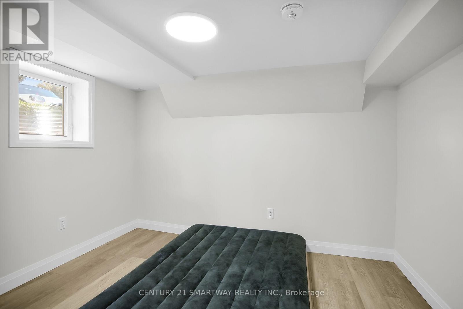633 Donegal Drive, London North (North P), Ontario  N6H 3H6 - Photo 34 - X12442944